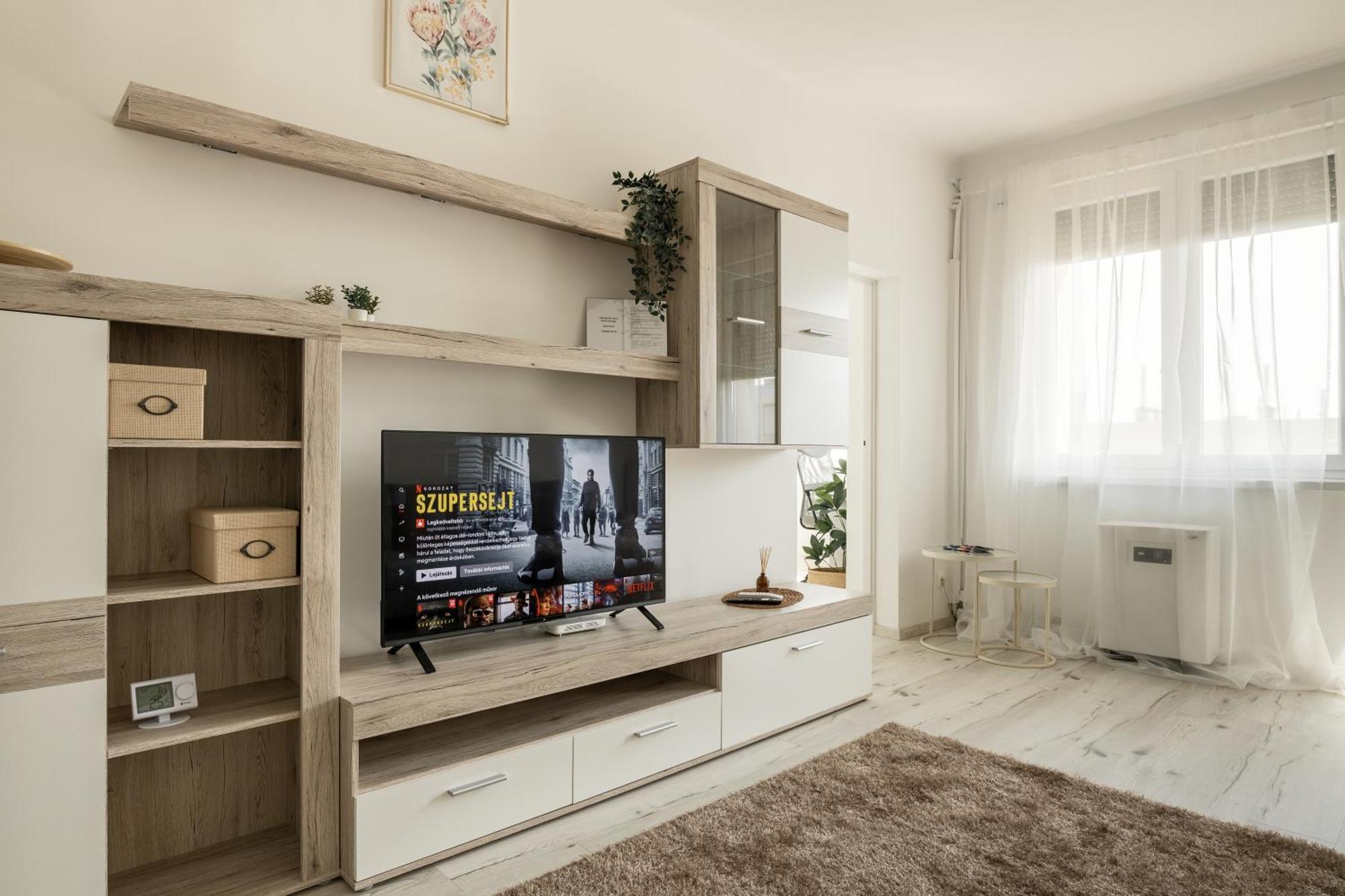 Malompark Apartman With Free Parking Debrecen Ngoại thất bức ảnh